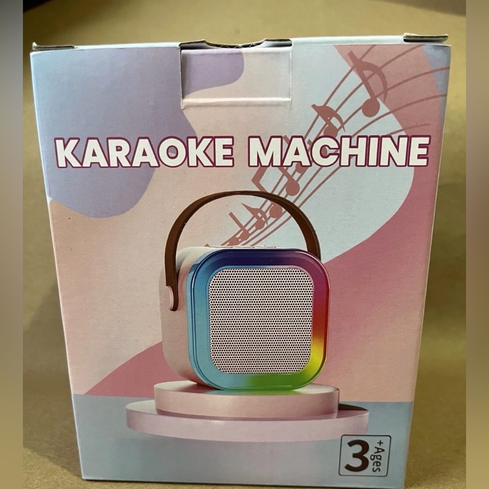 Kids Karaoke Machine 
Portable Wireless 
Double Microphone 
Ages 3+ 
New in Box
